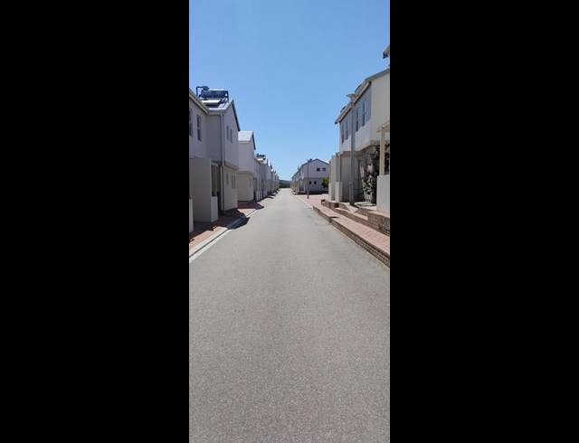 2 BEDROOM APARTMENT FOR SALE IN DE ALMEIDA